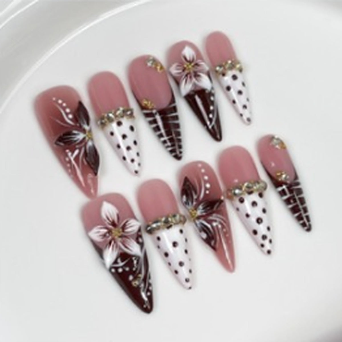 Polka Noir hand-painted press-on nails